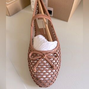 Dolce Vita - Carin Raffia Ballet Flat - Cider